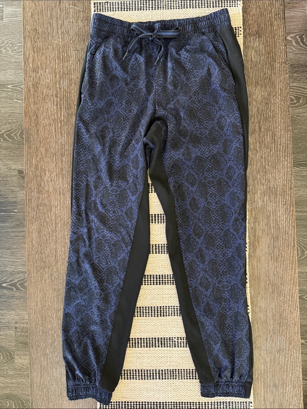 Athleta Navy Snake-Print Joggers with Black Side Panels